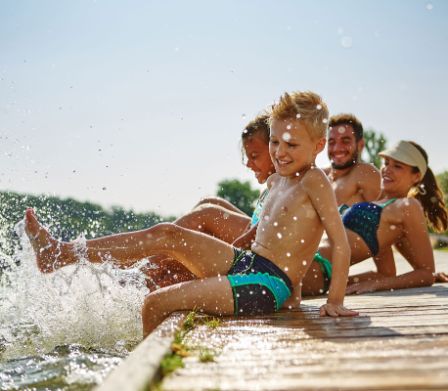 kostenlose-badis-strandbaeder-buehne-content-1
